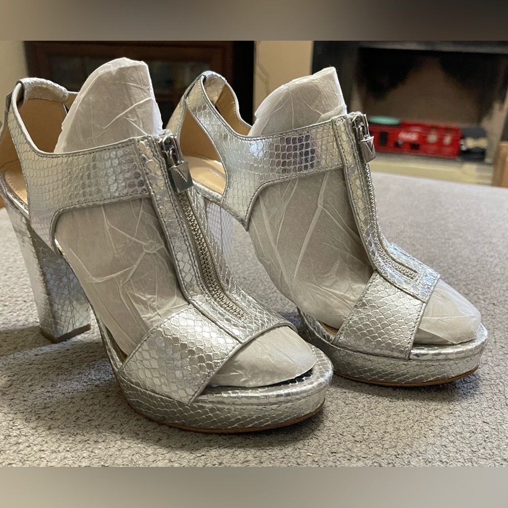 Michael Kors Leather Shoes
